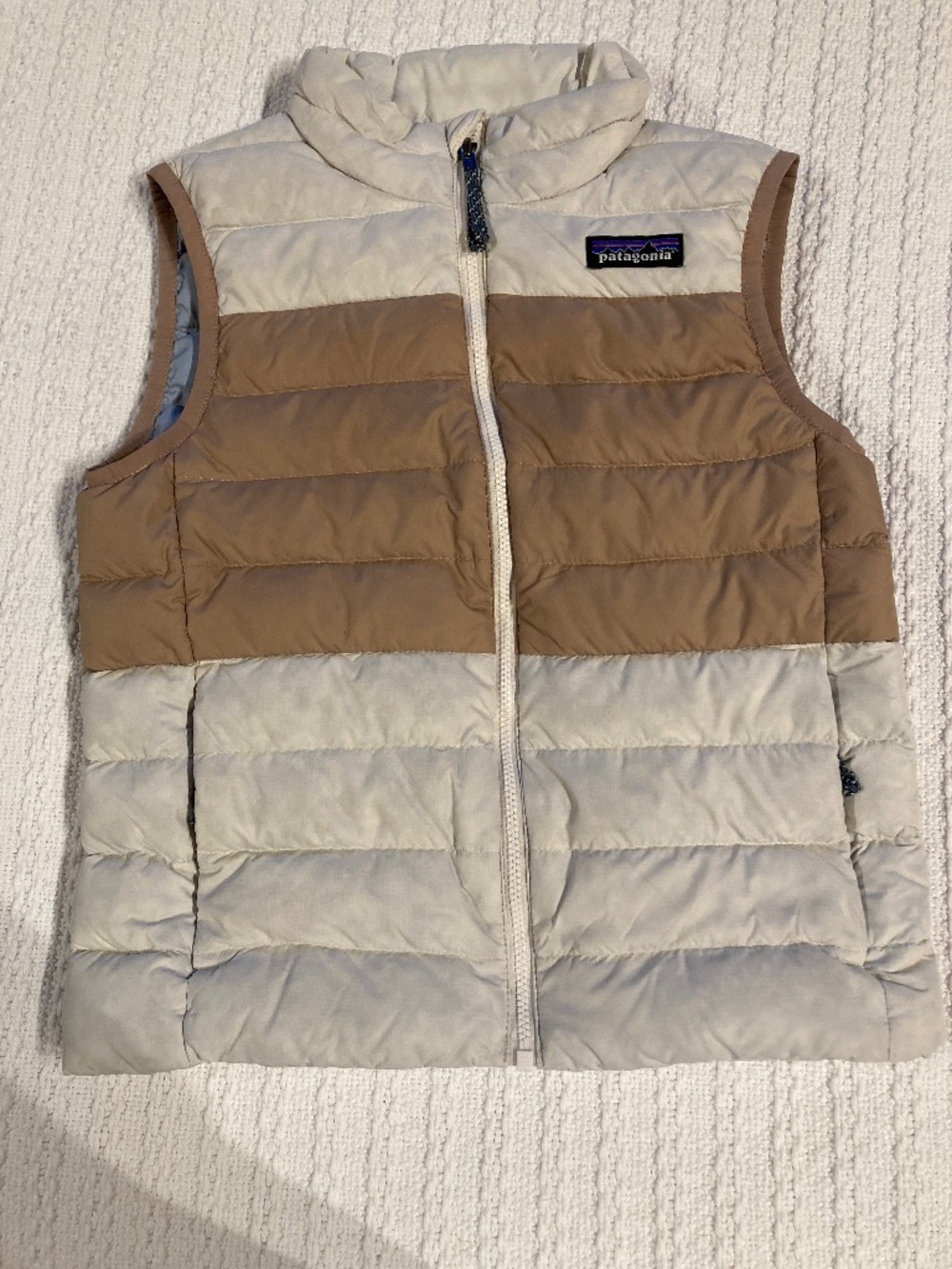 Patagonia girls down sweater vest XS